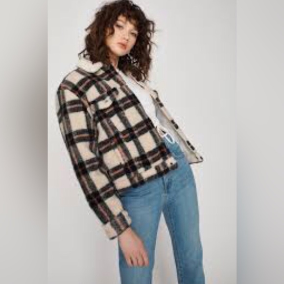 Levi’s|Ex boyfriend plaid Sherpa trucker jacket with collar•••Size medium,Cute! - Picture 3 of 15